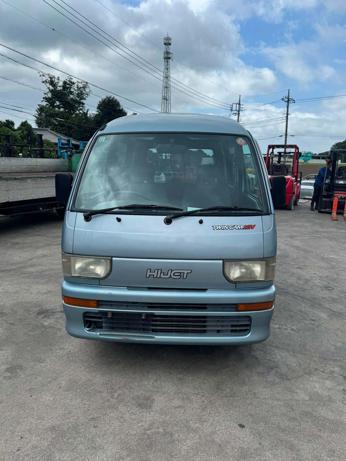 1998 Daihatsu Hijet Van 4x2, photo 2 of 9